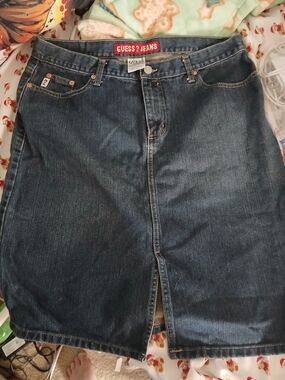 GUESS Jeans Dark Wash Denim Skirt with Front Slit